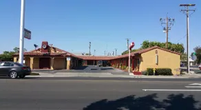 Slumber Motel - Image 5
