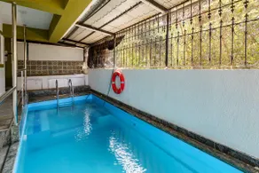 Home away from Home: Traveling as Family +pvt POOL - Image 4