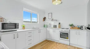 Island Point Hideaway - Image 3
