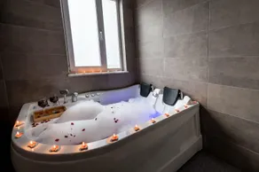 ARENA LUXURY SUİTES HOTEL - Image 3