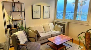 Le Lolive modern 2P apartment in Pantin - Image 4