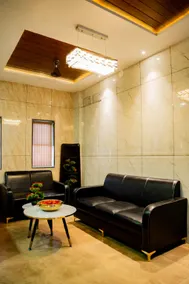 Hotel Happy Stay AC/ Non AC Rooms - Image 3