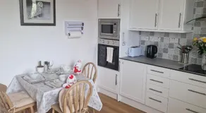 3 Bedroom Apartment max 5 Pax Musselburgh - Image 3