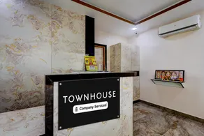 Townhouse IT Chennai Formerly Radha Jayam Residency - Image 2