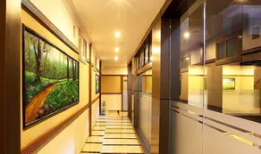 Holiday Hill Hotel - Image 4
