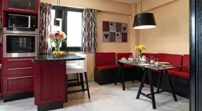 Family House in Nea Makri - Image 3