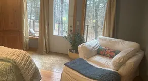 Bed and breakfast suite at the Wooded Retreat - Image 2