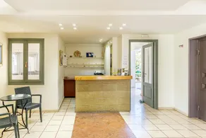 Athina Inn - Image 2