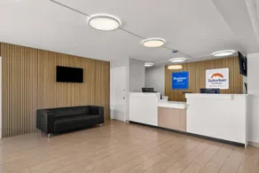 Suburban Studios Orange Park - Jacksonville near Naval Air Station - Image 4