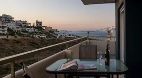 CHROMA Lodge Rafina - Image 2