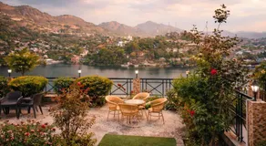 RaahgirStays The Lake Nest - Image 3