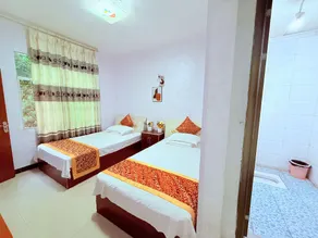 Comfortable Farmhouse - Image 2