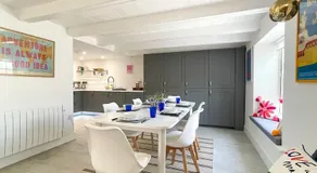 Luxury holiday cottage by the harbour in St Mawes - Image 4