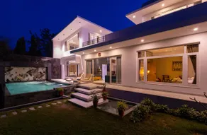 Alaya Stays, Kuber Vatika Pet-Friendly Villa with Private Pool & Garden - Image 5