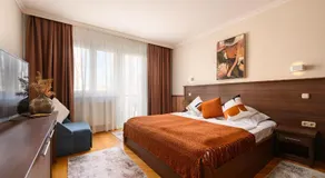 Szilfa Étterem Mariann Apartman - Image 2