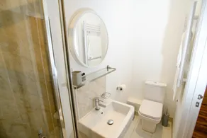 Tavmar Accommodation - Image 3