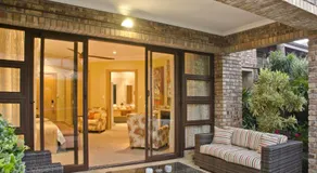 Schneiders Boutique Hotel - Image 4