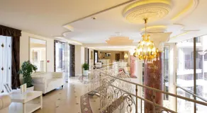 Hotel Golden Ina - All Inclusive - Beachfront - Image 3