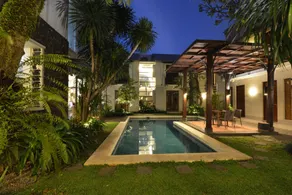 ZEN Rooms Kemang Ampera - Image 5