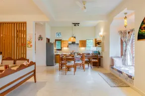 Alaya Stays 4 BHK With Garden & Lake View - Irayna - Image 5