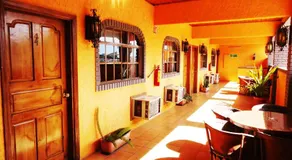 Hotel La Hacienda de la Langosta Roja - Image 4