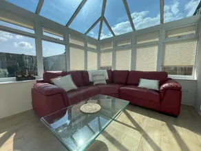 Fabulous Family Home in Lovely Little Stoke - Image 2