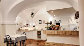 Hotel Lauri - Image 5