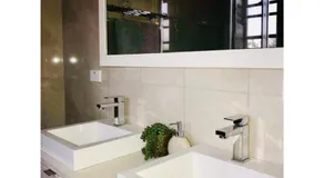 The Cri on Main - Image 2