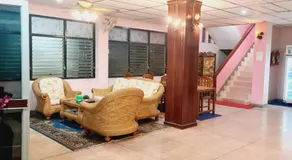 Royal Land Mae Klong Hotel - Image 2