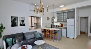 amazing apartment in the city center by the beach - Image 3