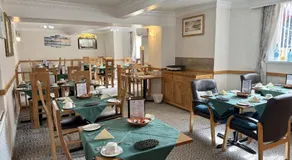 Paignton Court - Image 4