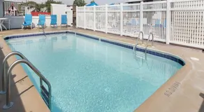 Atlantis Inn - Image 3