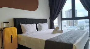 Bring Back Memories@ Medini Kairos Families Suite -3mins drive to Legoland, Pool Garden View - Image 2