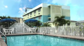 Palm Pavilion Inn - Image 4