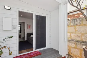 Hubble St Haven Entire Studio - Image 3