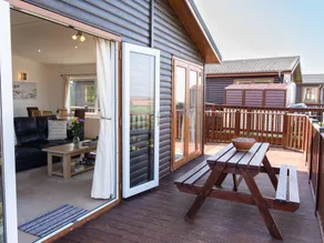 Pet-friendly Chalet in Torpoint, No Deposit - Image 4