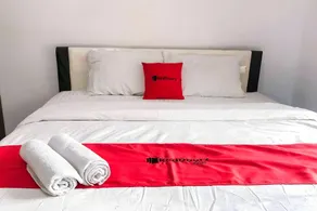 RedDoorz near Eco Green Park Batu - Image 5