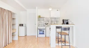 Casa Serena Terrasse A deux de La Défense et Paris - Image 3