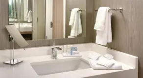 Courtyard by Marriott Albuquerque - Image 5