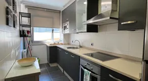 Apartamento en Baiona con vistas, terraza y garaje - Image 2