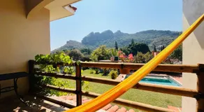Hotel Boutique Jardín de Flores - Image 4