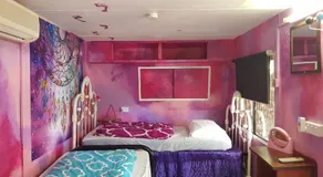 Alice's Secret Travellers Inn - Image 2