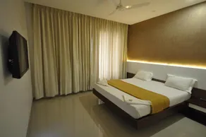 Vijey Hotels - Image 2