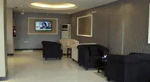 1 Al Nakhlah Serviced Apartments - Image 5