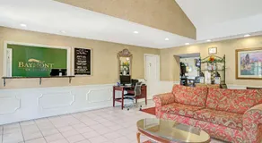 Baymont by Wyndham Smithfield - Image 3
