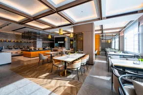 Home Inn Plus - Shenyang Tiexi Xiangjiang Branch - Image 2
