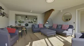 Barley House - Image 3