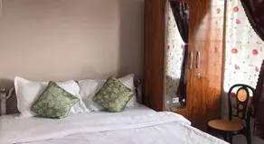 Living Roots Lodge - Image 2