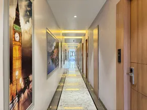 Hotel Red Carpet - Image 2
