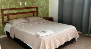 Hotel Santa Barbara - Image 3